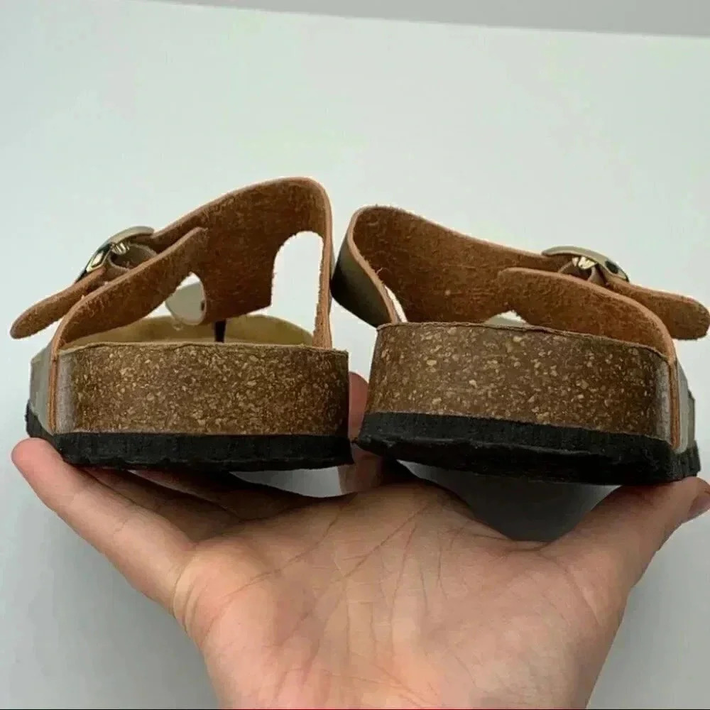 Outwoods sandals sz 10 gold metallic thong t-strap - Picture 7 of 10